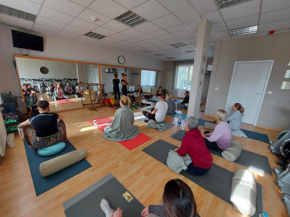 A jóga divat lett, de ez nem baj!